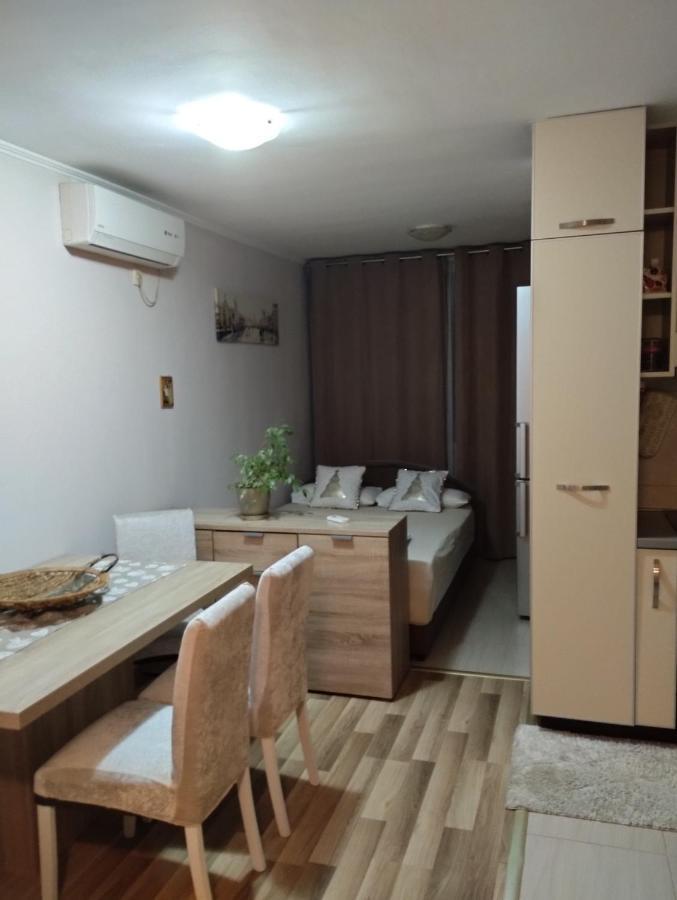 Apartments Vis Jaz Budva Eksteriør billede
