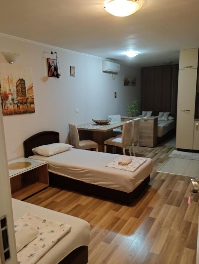 Apartments Vis Jaz Budva Eksteriør billede
