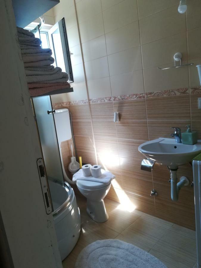 Apartments Vis Jaz Budva Eksteriør billede