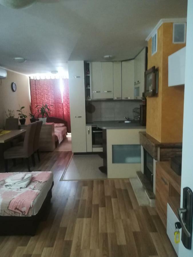 Apartments Vis Jaz Budva Eksteriør billede